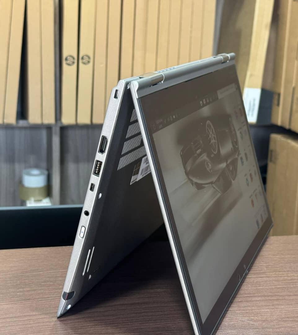 Lenovo Yoga X1 Tactile Pliable