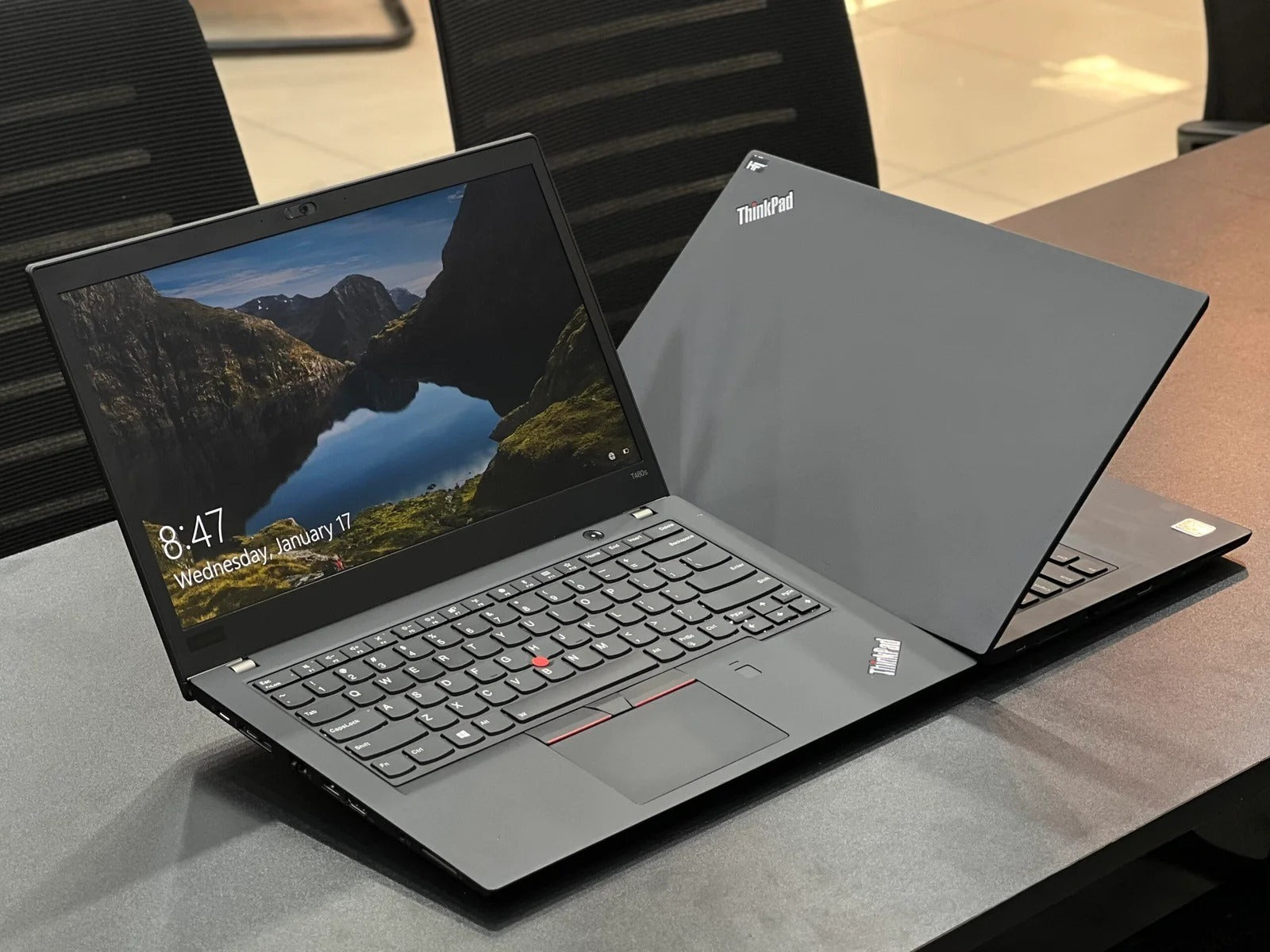𝐋𝐞𝐧𝐨𝐯𝐨 ThinkPad 𝐓480s